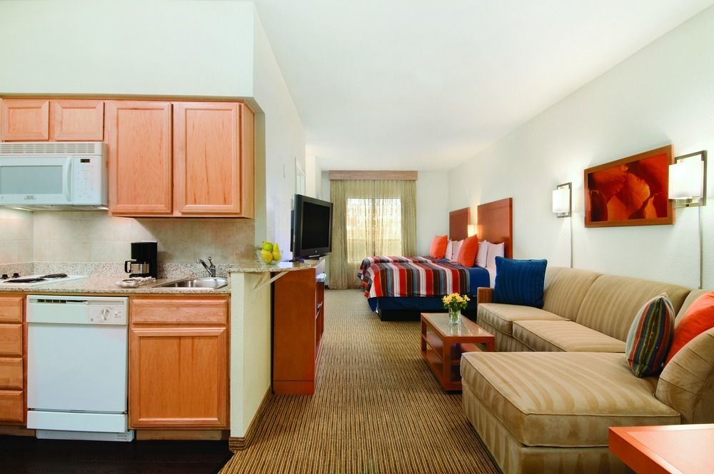 Hyatt House Dallas Lincoln Park Hotel Bagian luar foto